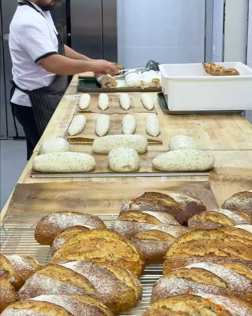 Хлеб на закваске из пекарни Gourmet Kitchen